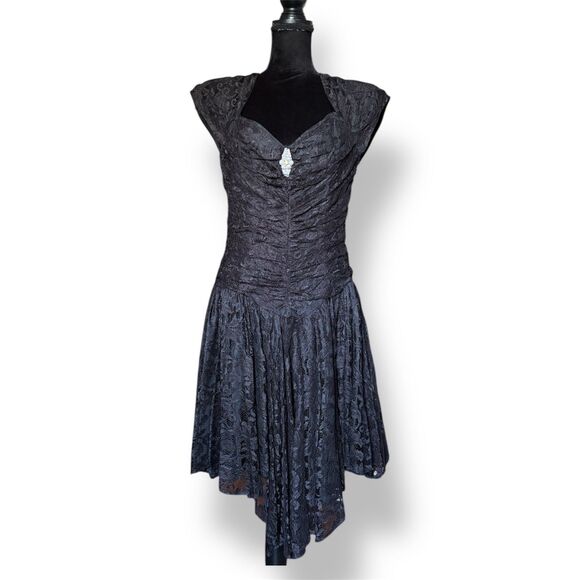 Wednesday Addams Gothic Prom Dress Black Lace 80s Vintage Nuance Ruched Size 11 - Picture 1 of 15